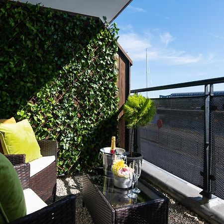 Sea View Luxury City Centre - Best Location Galway Exterior photo