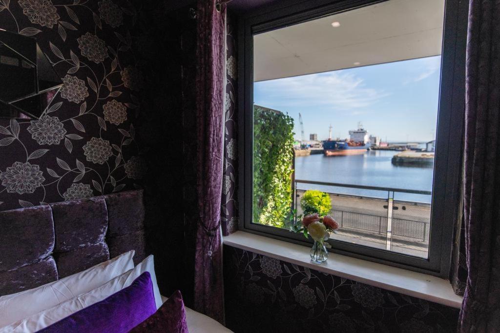 Sea View Luxury City Centre - Best Location Galway Exterior photo