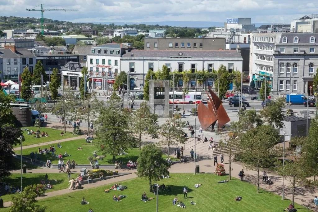 Sea View Luxury City Centre - Best Location Galway Exterior photo